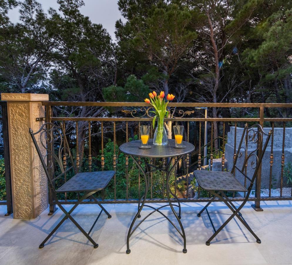 Villa Amore Brela Eksteriør billede