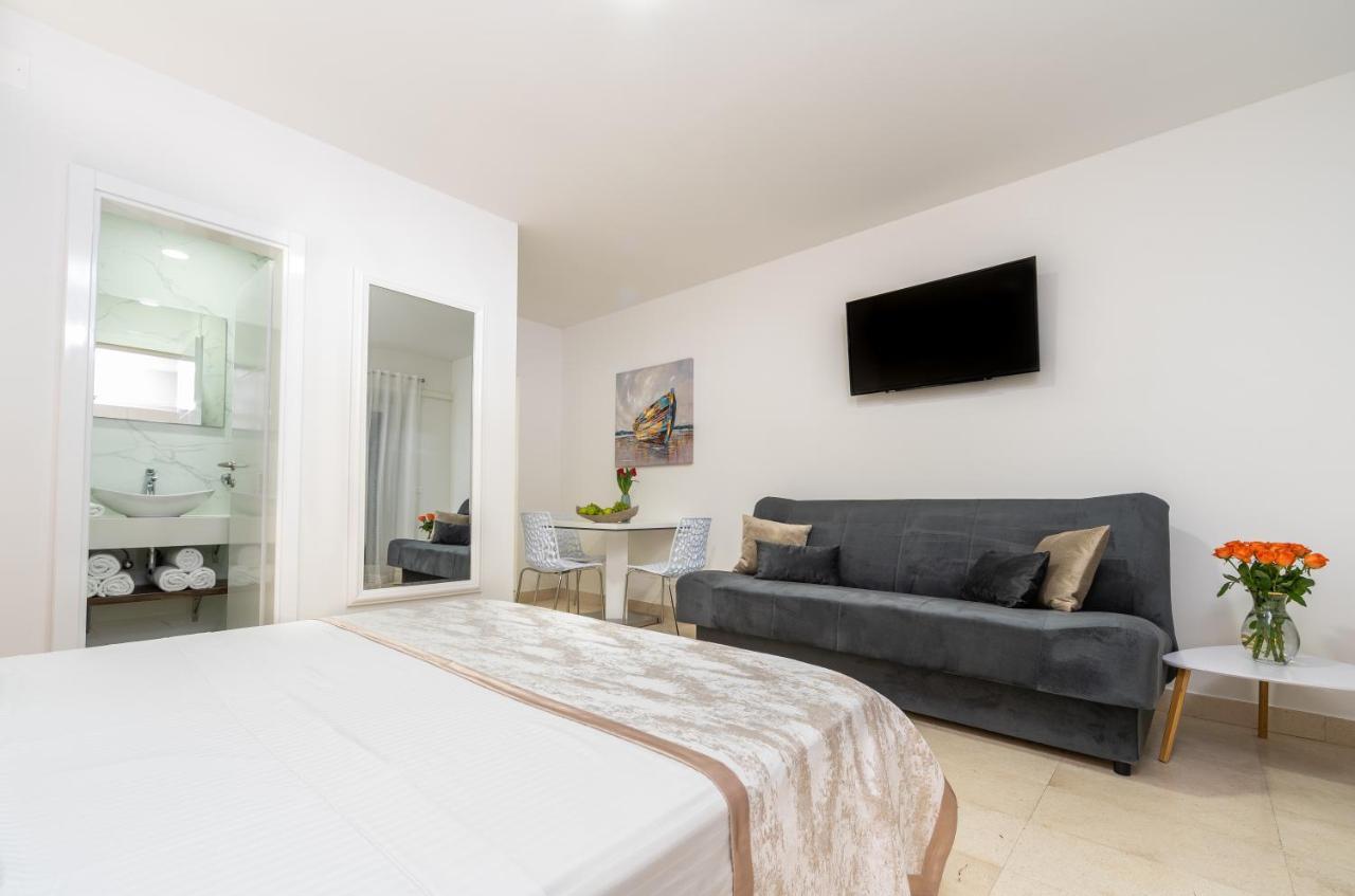 Villa Amore Brela Eksteriør billede