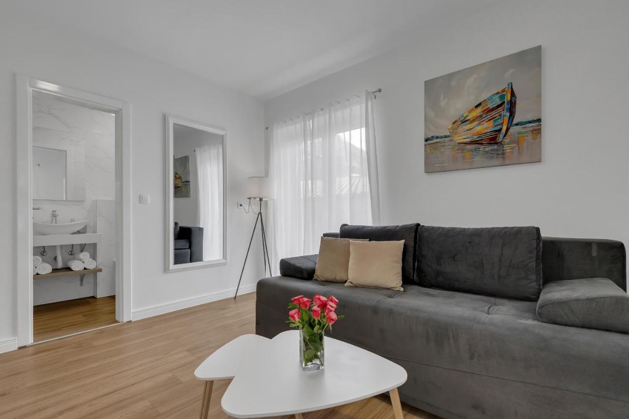 Villa Amore Brela Eksteriør billede